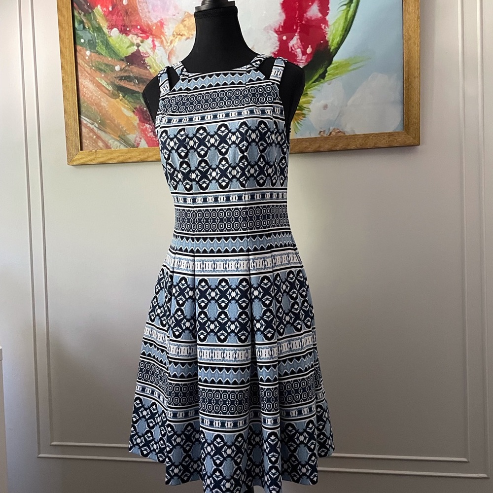 Vince Camuto / Halter Fit & Flare Knit Dress Sz 6
